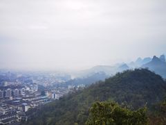 -叠彩山景区