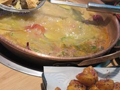 -洱火云南酸菜牛肉火锅(石景山当代商城店)