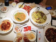 -江渔儿酸菜鱼·拔草餐厅(虎门君乐汇店)