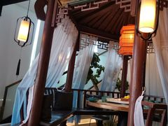 -荷塘秋月·本帮江浙菜(国权路店)