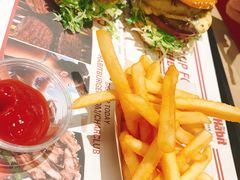 -The Habit Burger Grill 哈比特汉堡(爱琴海店)