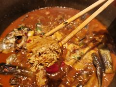 -山河屯铁锅炖(哈西站店)