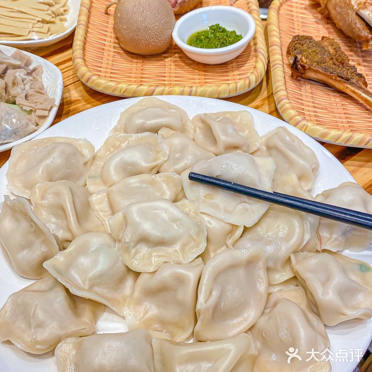 想告诉厦门的朋友，这家羊肉炉有多好吃！！