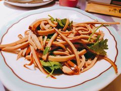 -松沪名灶·豆浆鱼头·新上海菜(飞航吾悦广场店)