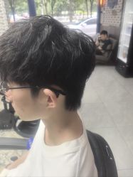 点击看大图 -大人物·男士理发馆