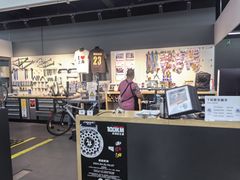 -迪卡侬(徐泾店)