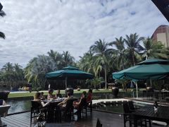 -三亚湾海居铂尔曼度假酒店