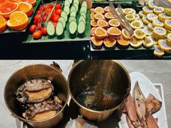 -雍容荟帝王蟹活龙虾展台自助(IFS黑金店)