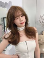 -AYO SALON