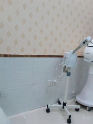 -苗医生专业祛痘·皮肤管理