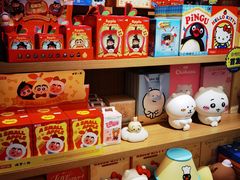 -九木杂物社(新奥购物中心店)