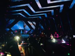 -SPACE(欢乐颂购物中心店)