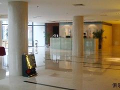 3-上海女偃酒店(奉贤工业园区奉浦大道地铁站店)