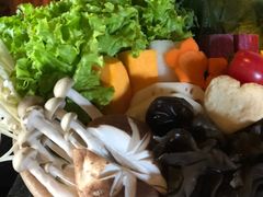 -湊湊火锅·茶憩(新中关购物中心店)