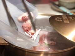 -喃喃椰·糟粕醋·椰子鸡火锅(七堡花园店)