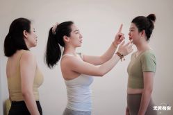 -无界瑜伽普拉提