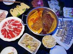 -唯爱KTV聚会餐厅(仙林东城汇店)