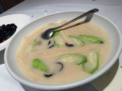 -汤城小厨•粤菜•靓汤(苏州街店)