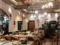 -鲜榨果汁·啤酒鱼(环岛河店)