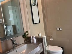 -武汉武昌站街道口华美达安可酒店