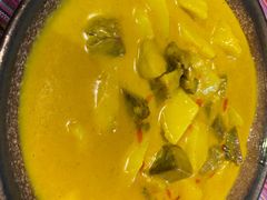 -香巴拉云南餐厅(华莱坞店)