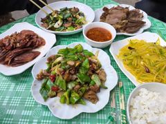 青椒炒肥肠-香味轩(北街店)