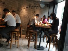 -星巴克(广州淘金路店)