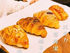 -星巴克(港汇1号办公楼店)