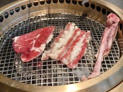 -铭牛烧肉·和牛海鲜自助(高新月牙湖店)