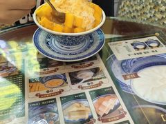 -广信牛奶甜品世家(台东店)