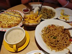 -菲滋意式餐厅(富阳东方茂店)
