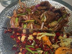 -小鱼小牛·鱼牛干锅·脆鱼火锅(世欧广场店)