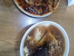 -三好食堂(煎饺·馄饨·肉饼米线·盛世广场店)