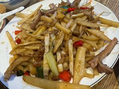 -牛八宝桂林米粉(八里庄店)