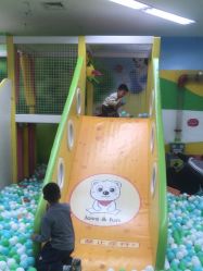 -孩子王(万达广场店)