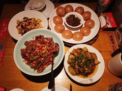 -爱碗亭·鲜炒湖南菜(壹城中心店)