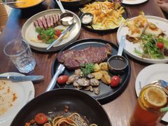 -芭莉与彩虹西餐厅(成都合生汇店)