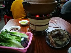 -威邵鸡煲(西华路总店)