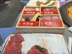 -生活如沸·顺德水牛奶火锅(大学路店)