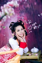 美人天下襦裙-九月鹰飞汉服摄影工作室