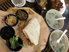 -丁里羊肉小镇(天鹅湖总店)