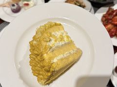 -广州万富希尔顿酒店·感趣自助餐厅·金秋蟹宴生蚝海鲜刺身