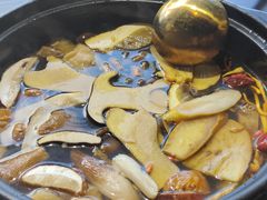 -野菌皇海景野生菌火锅(滨海大道店)