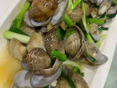 -四川小胡子海鲜(丁村万人海鲜广场店)