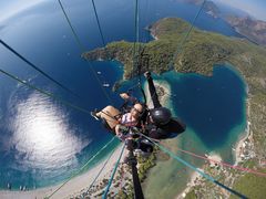 -费特希耶滑翔伞