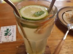 柠檬柚子茶-251#coffee roasters(沿河东路店)