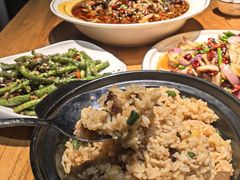 -小三峡食府(西五路店)