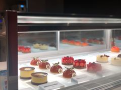 -潮一不贰·法式甜品·生日蛋糕·西式简餐(外滩店)