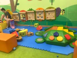 -莫莉幻想儿童乐园(武汉保利广场店)