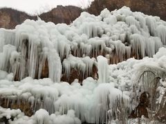 -大平台龙居瀑布旅游区